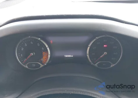 2016 Jeep Renegade Limited z USA, uszkodzony, nr VIN ZACCJBDT1GPC71468